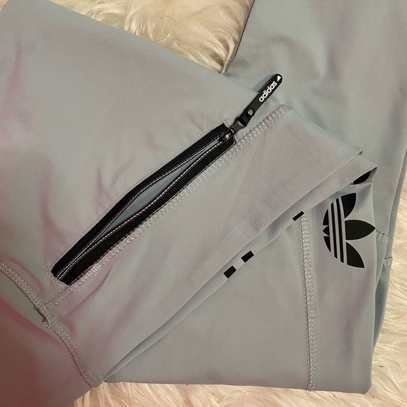 Adidas Tracksuit Matching Set - Picture 4 of 9